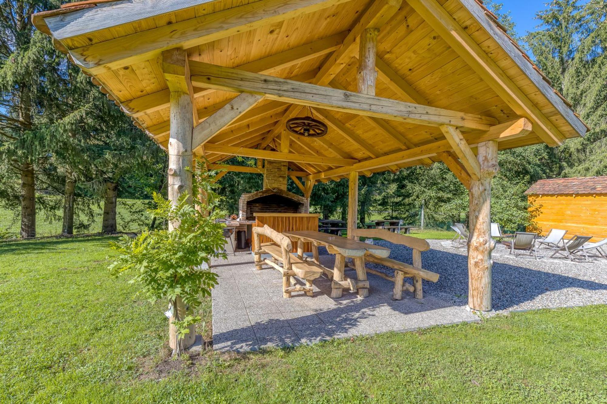 Apartamento Bajsova Domacija Podčetrtek Exterior foto